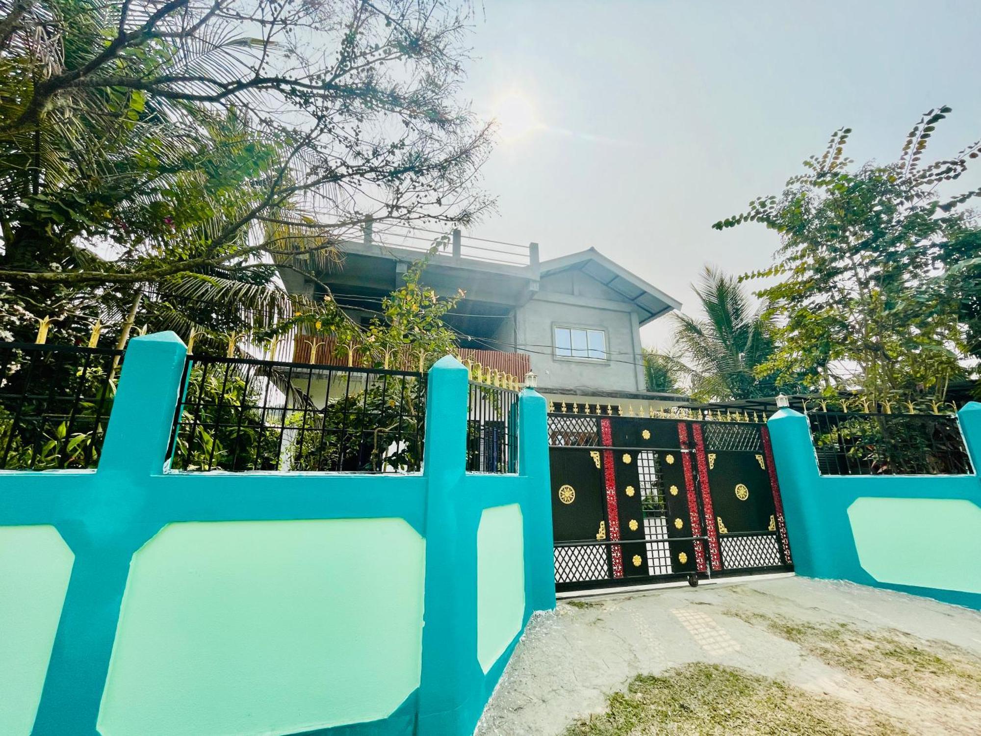 Deka'S Homestay Tezpur Buitenkant foto