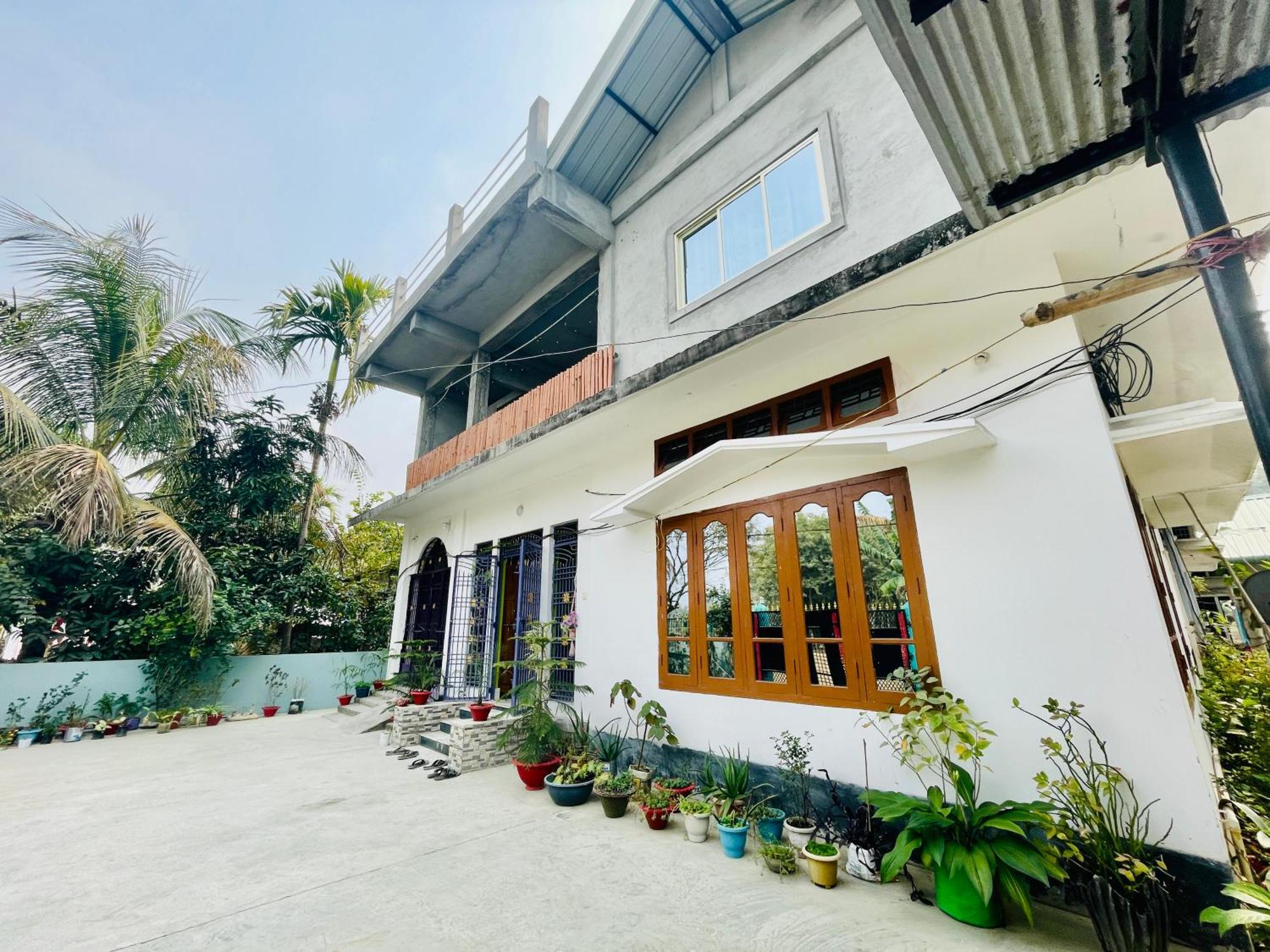 Deka'S Homestay Tezpur Buitenkant foto