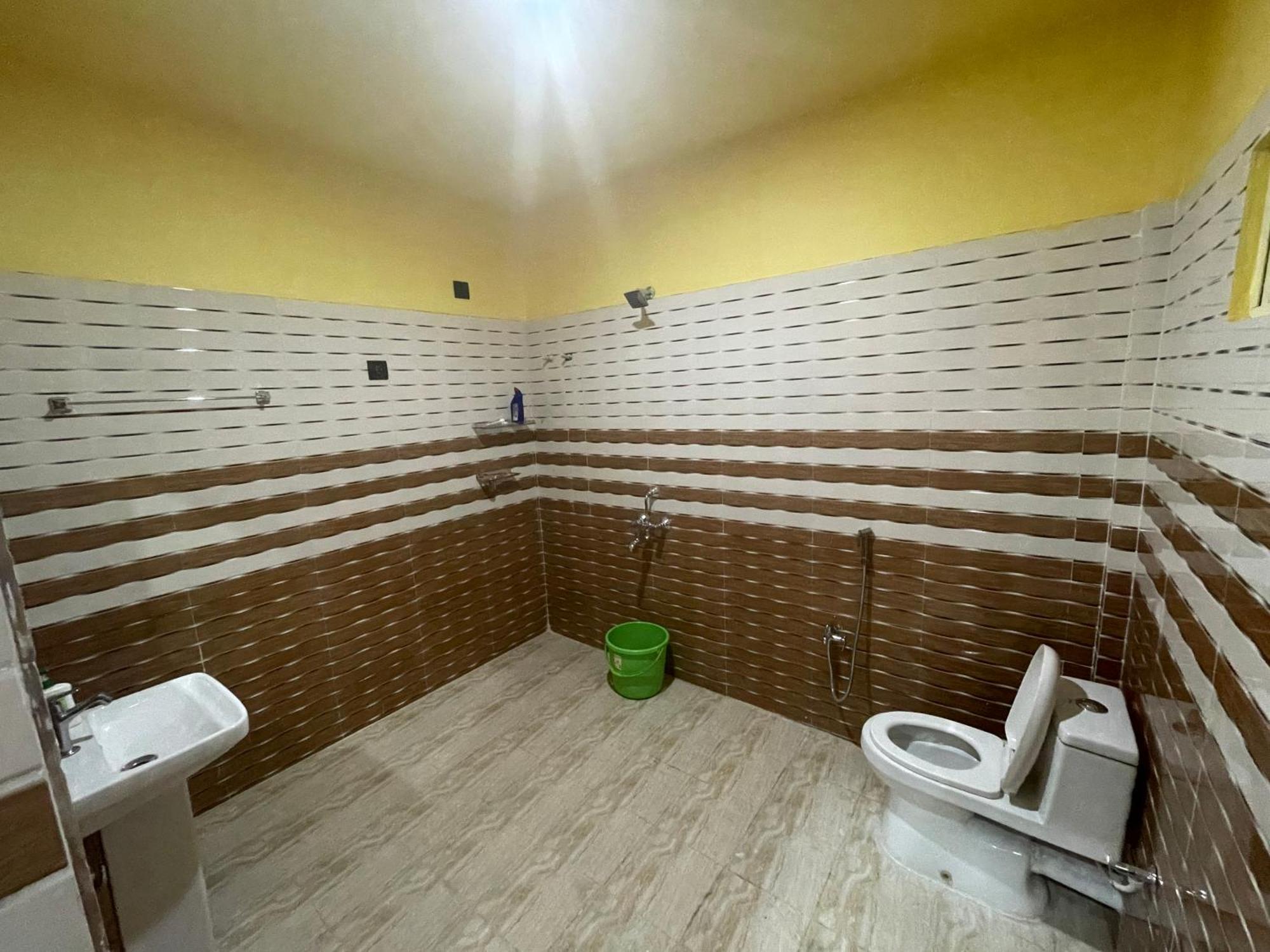 Deka'S Homestay Tezpur Buitenkant foto